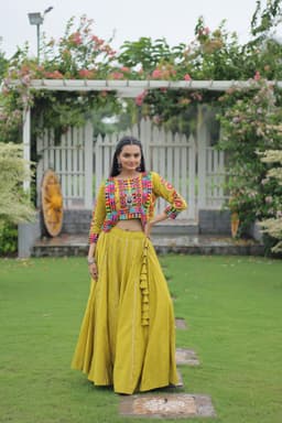 Parrot Green Gamthi Lehenga for Navratri, Garba & Dandiya