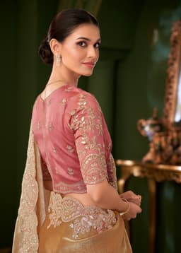 Elegant Wedding Saree Online