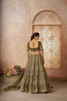 Mehendi Ceremony Bridal Lehenga Wtih Zari Embroidery