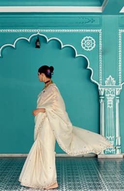 Cream Oraganza Silk Saree with Light Floral Embroidery – Elegant Festive Wear Saree